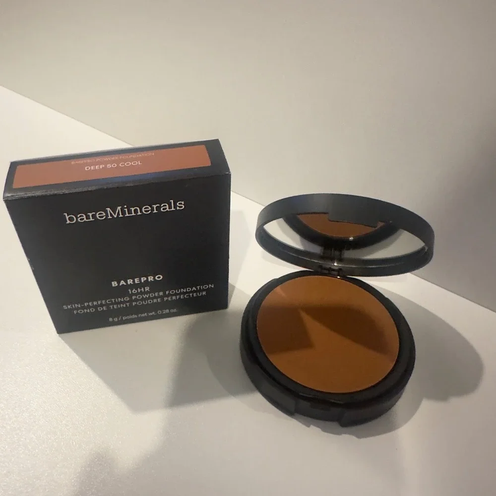 bareMinerals BAREPRO 16HR Powder Foundation Deep 50 Cool Matte 8g 0.28oz New